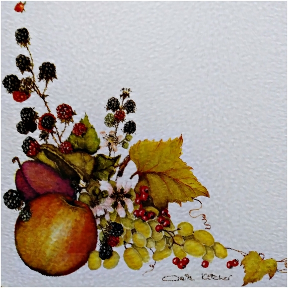 Mcgowan Tt0072 Tuftop Fruit Design Glass Cutting Board - Picture 3 of 5